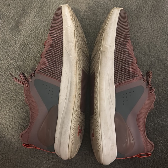 Under Armor Hovr Rise - Picture 7 of 7